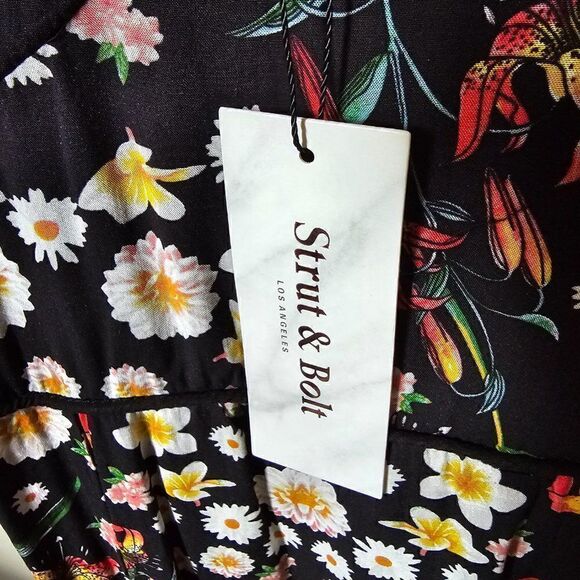 NWT STRUT & BOLT FLORAL BUSTIER STYLE TIERED MAXI DRESS SIZE M - Picture 15 of 16